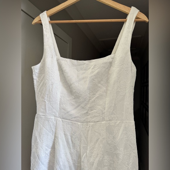 NWOT | Lulus | Exceptional Vision White Jacquard Removable Bow Jumpsuit | Sz M - Picture 6 of 10